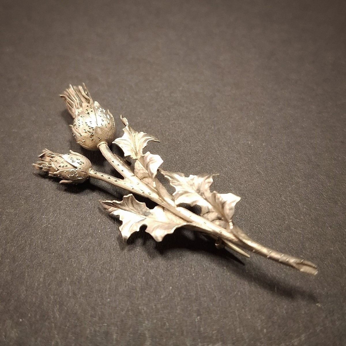 Art Nouveau Brooch In Solid Silver With A Thistle Motif, Attributed To André Kauffer Circa 1900