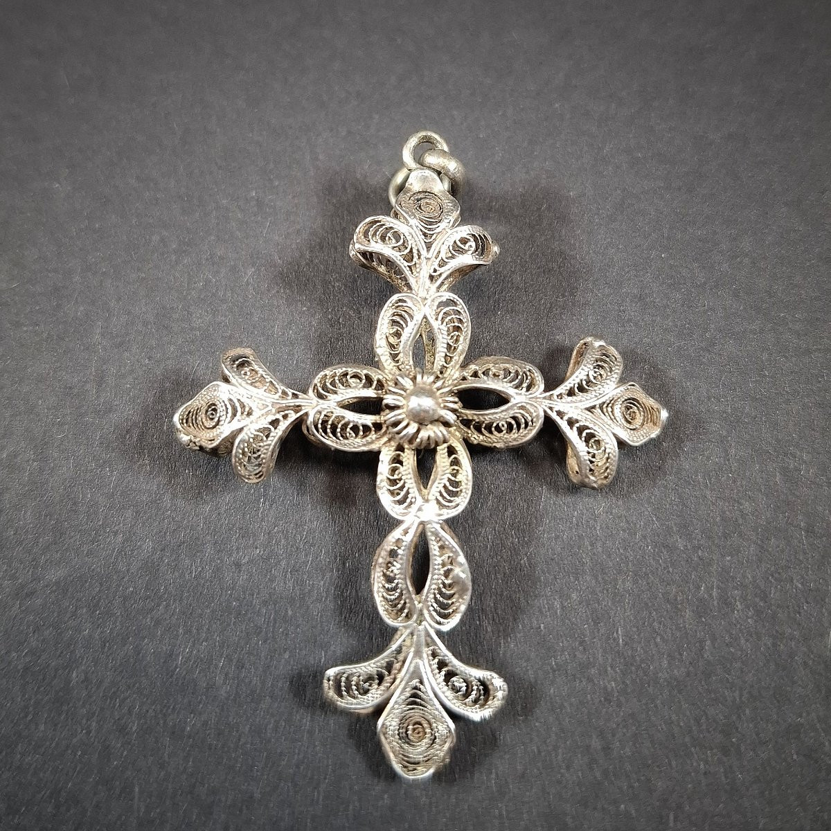 Antique Silver Filigree Cross – 19th/20th Century – Probably Iberian Work -photo-4