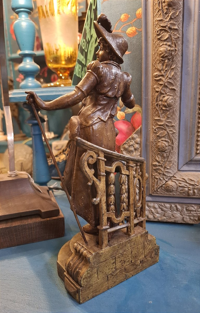 Elegant Woman In Napoleon III Attire, Spelter Sculpture With A Double Patina Of Brown And Golden Green-photo-2