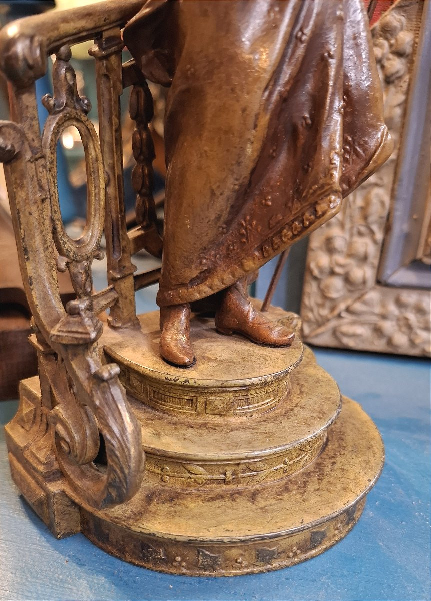 Elegant Woman In Napoleon III Attire, Spelter Sculpture With A Double Patina Of Brown And Golden Green-photo-1