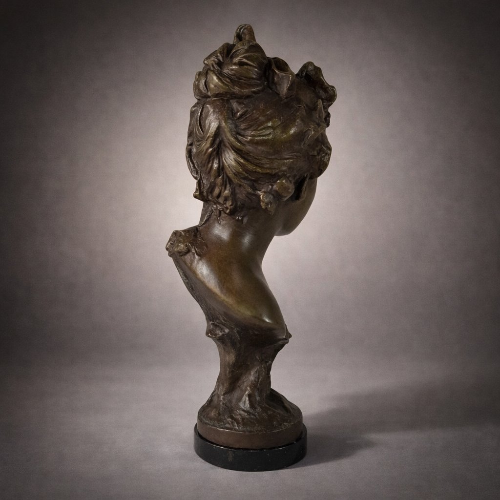 Art Nouveau Female Bust In Patinated Green Bronze Spelter, Signed P. Rigual, Black Marble Base, Circa 1900-photo-3