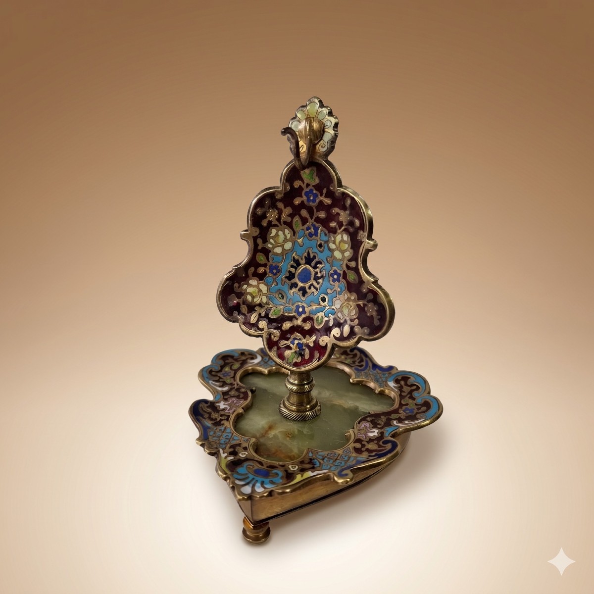 Porte-montre Napoléon III en bronze, émaux cloisonnés, décor en champ levé XIXème, onyx vert.