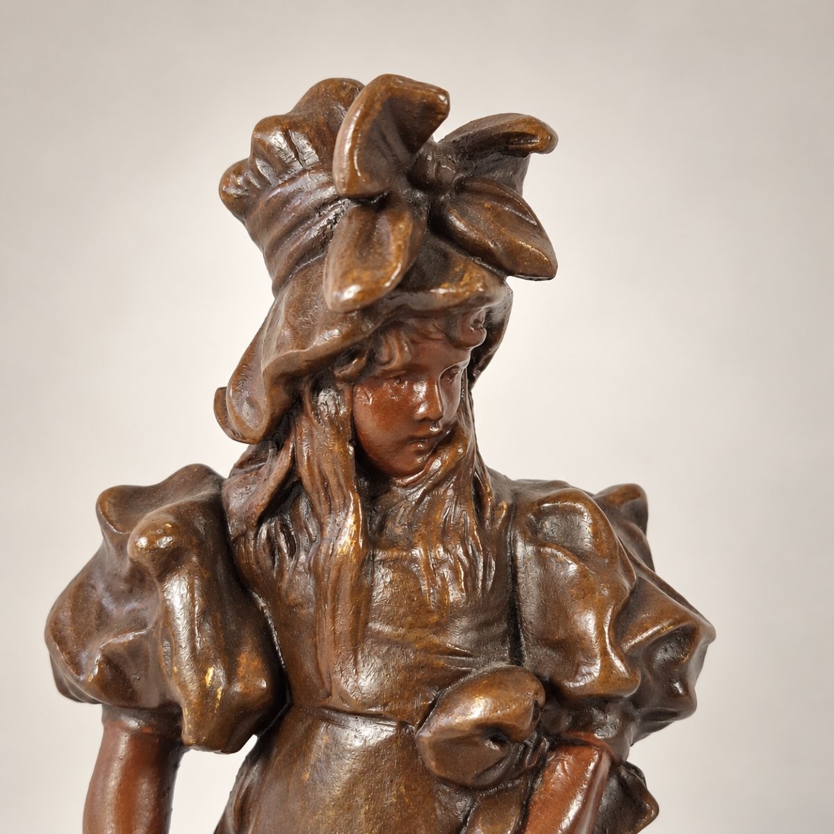 Anton Nelson – “children At Play, Girl With A Hoop” – Art Nouveau Sculpture In Patinated Bronze-photo-2
