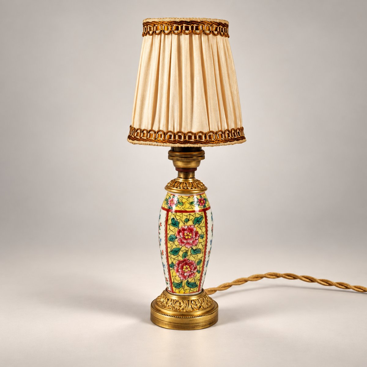 Porcelain Lamp With Japanese-inspired Floral Design – Art Deco Style, Gilded Bronze In The Louis XVI Style