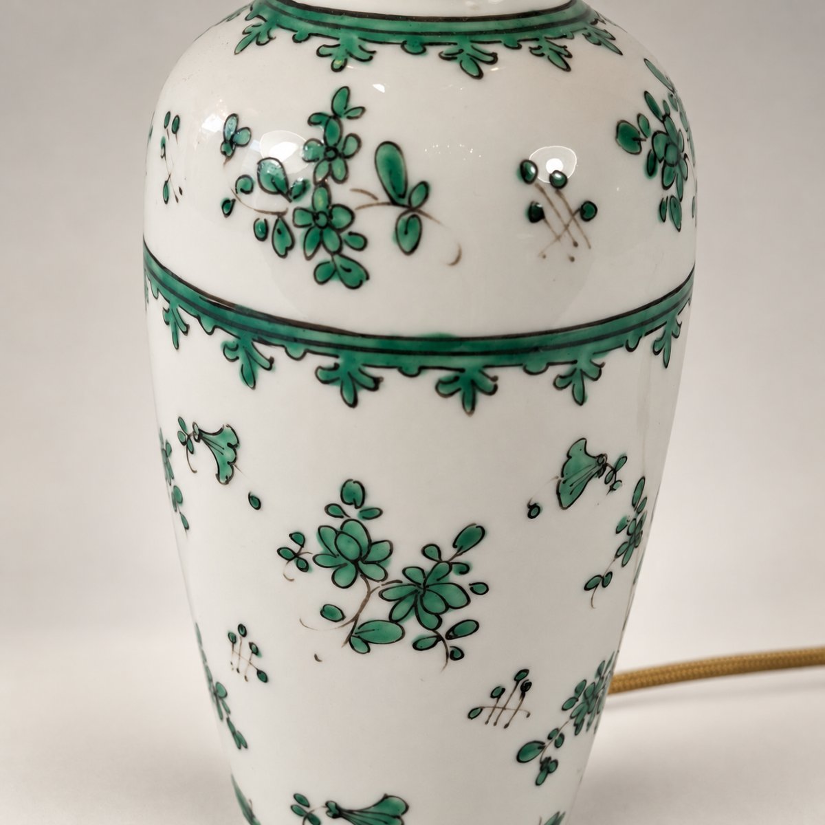 White Porcelain Lamp With Green Floral Decoration And A Gilded Bronze Frame – Circa 1910–1930-photo-4