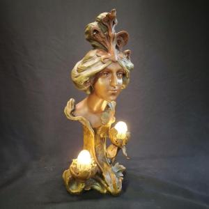 Lampe buste Art Nouveau signée François Madurell  Sculpture en régule patiné – circa 1900