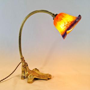 Lampe de bureau,  Bronze, Tulipe Pâte de Verre Signée Le Verre Français, Art nouveau, Art déco.