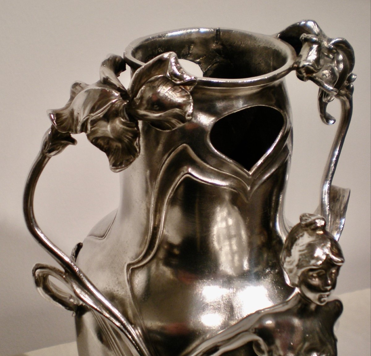 Pair Of Art Nouveau Dautzenberg Vases/sculptures-photo-1