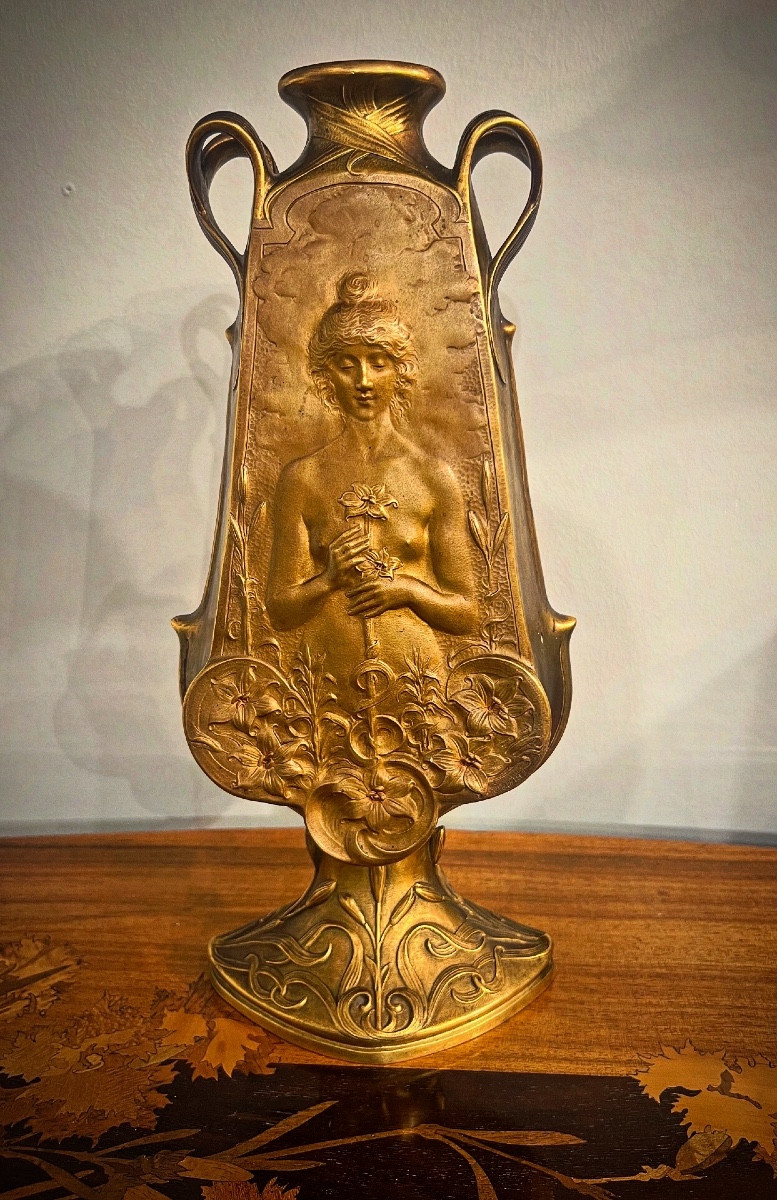 Lily - Vase/sculpture Art Nouveau signé Jouant