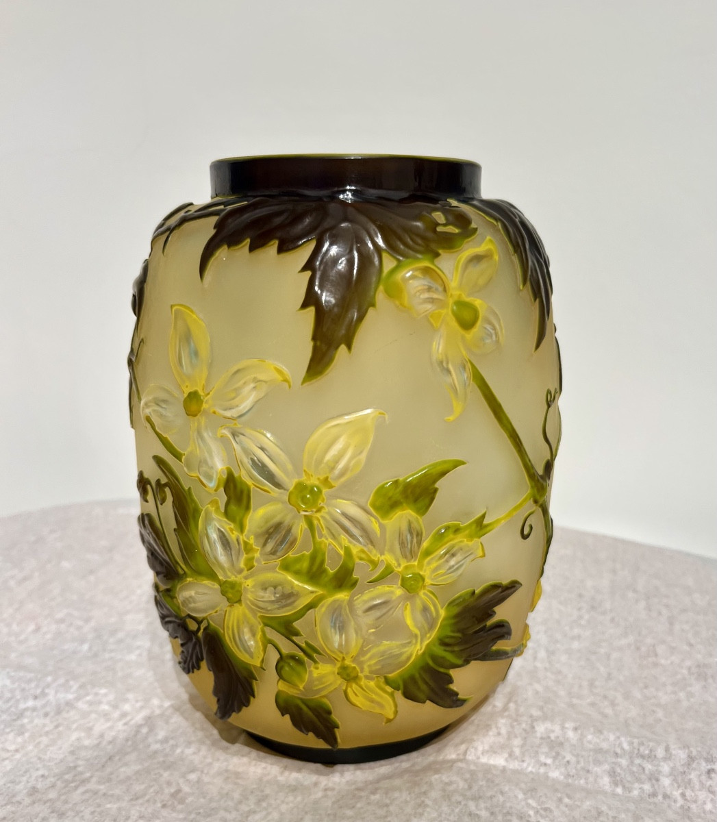 Clematis - Gallé Soufflé Vase