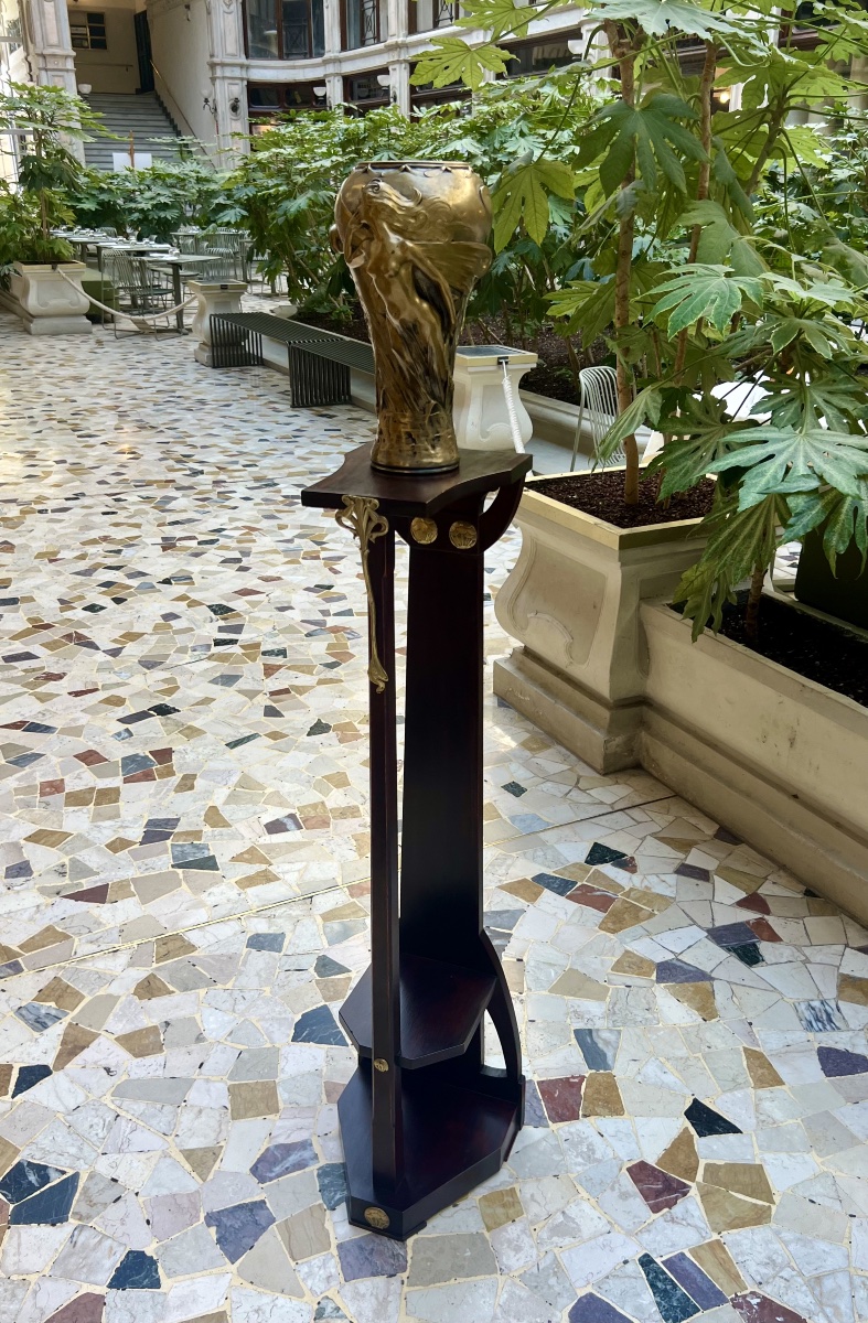 Jugendstil  Pedestral-photo-2