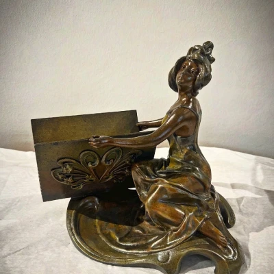Premiere-Image-1765343