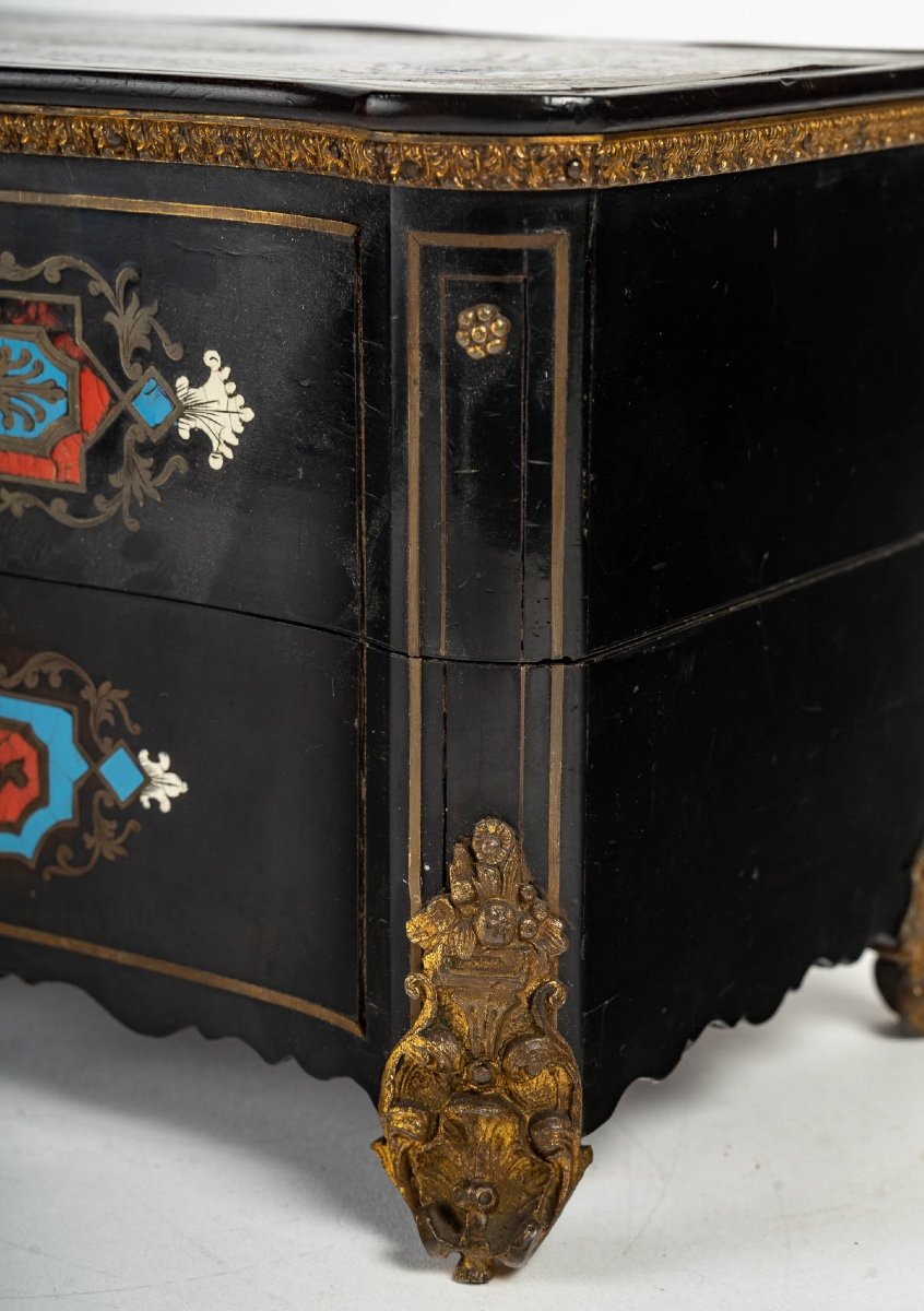 Coffret De Flacons De Parfums En ébène Et Marqueterie Boulle -photo-3
