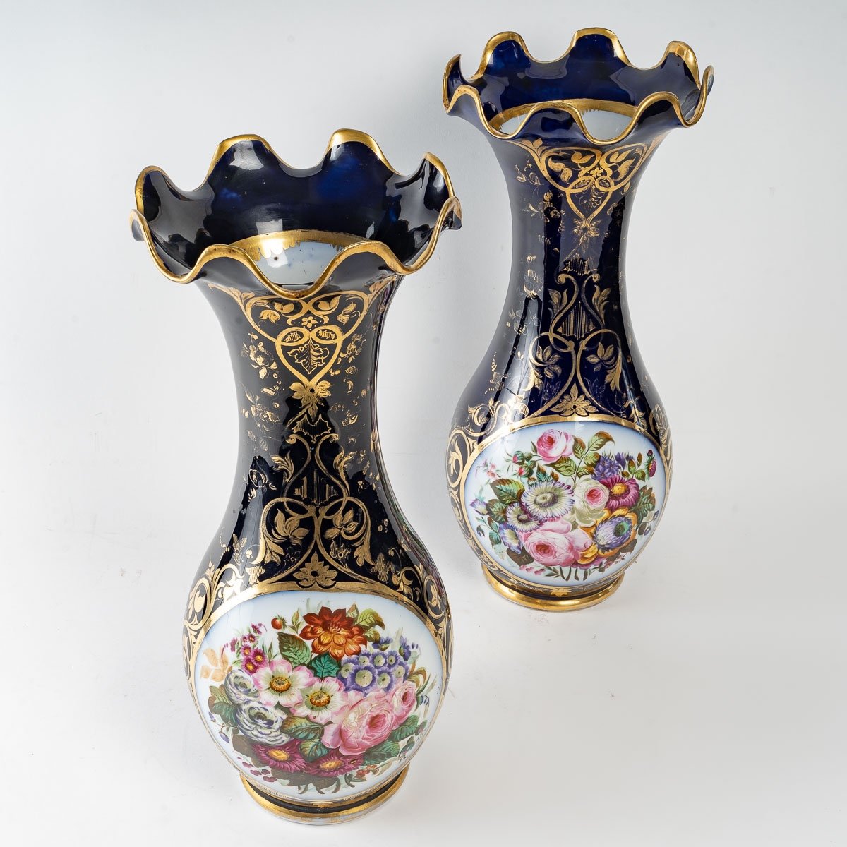 Paire De Vases En Porcelaine De Bayeux Fin XIXème Siècle -photo-2