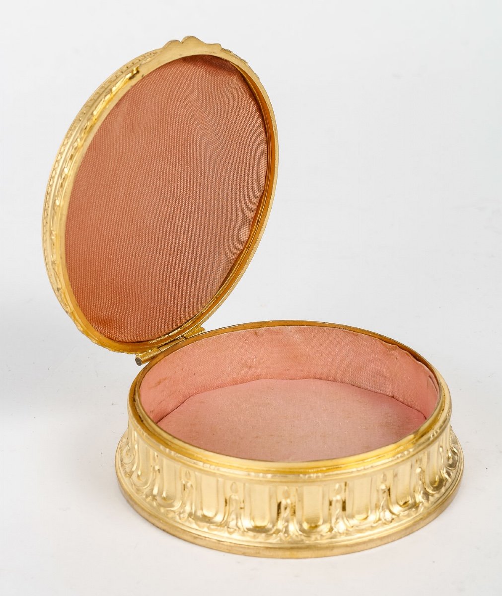 A Late 19th Century Gilt Bronze Jewelry Box -photo-3