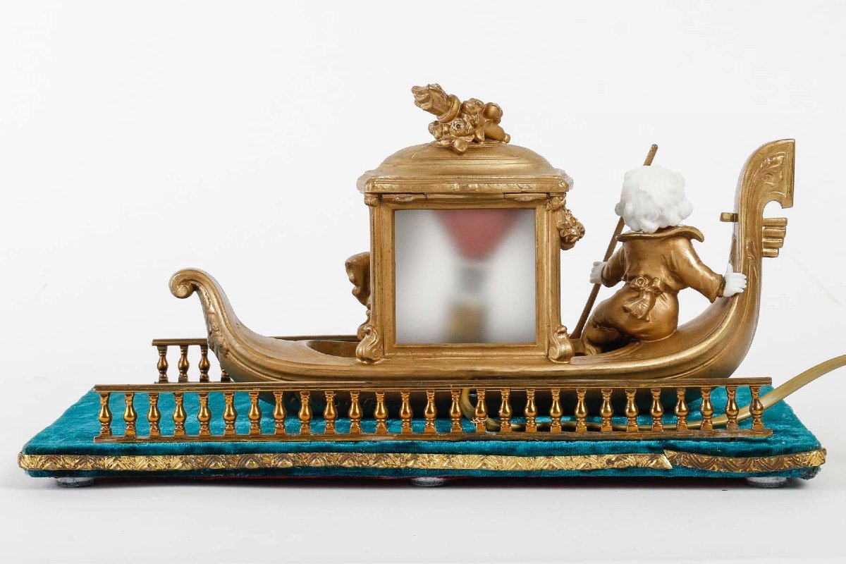 Une Lampe Romantique Biscuit Et Métal Doré Art Nouveau -photo-7