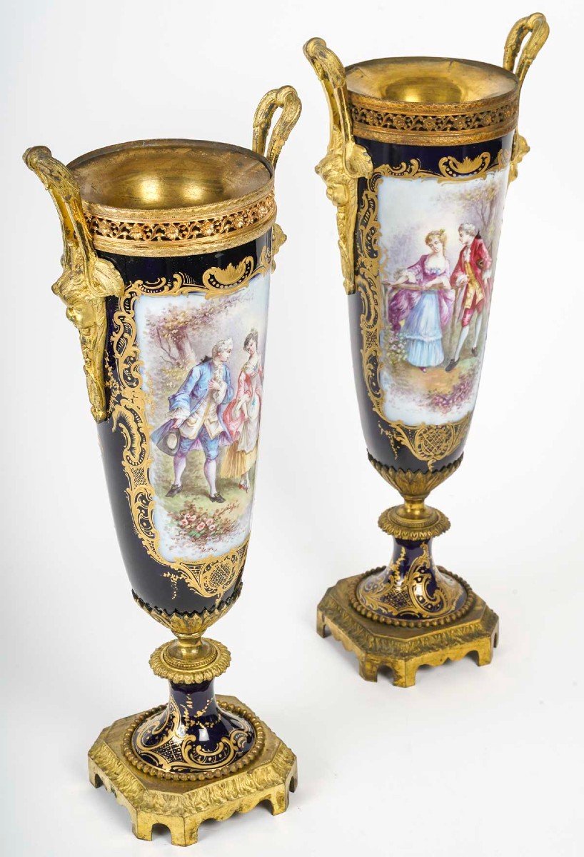 Une Paire De Vases En Porcelaine De Sèvres Fin XIXème Siècle -photo-3