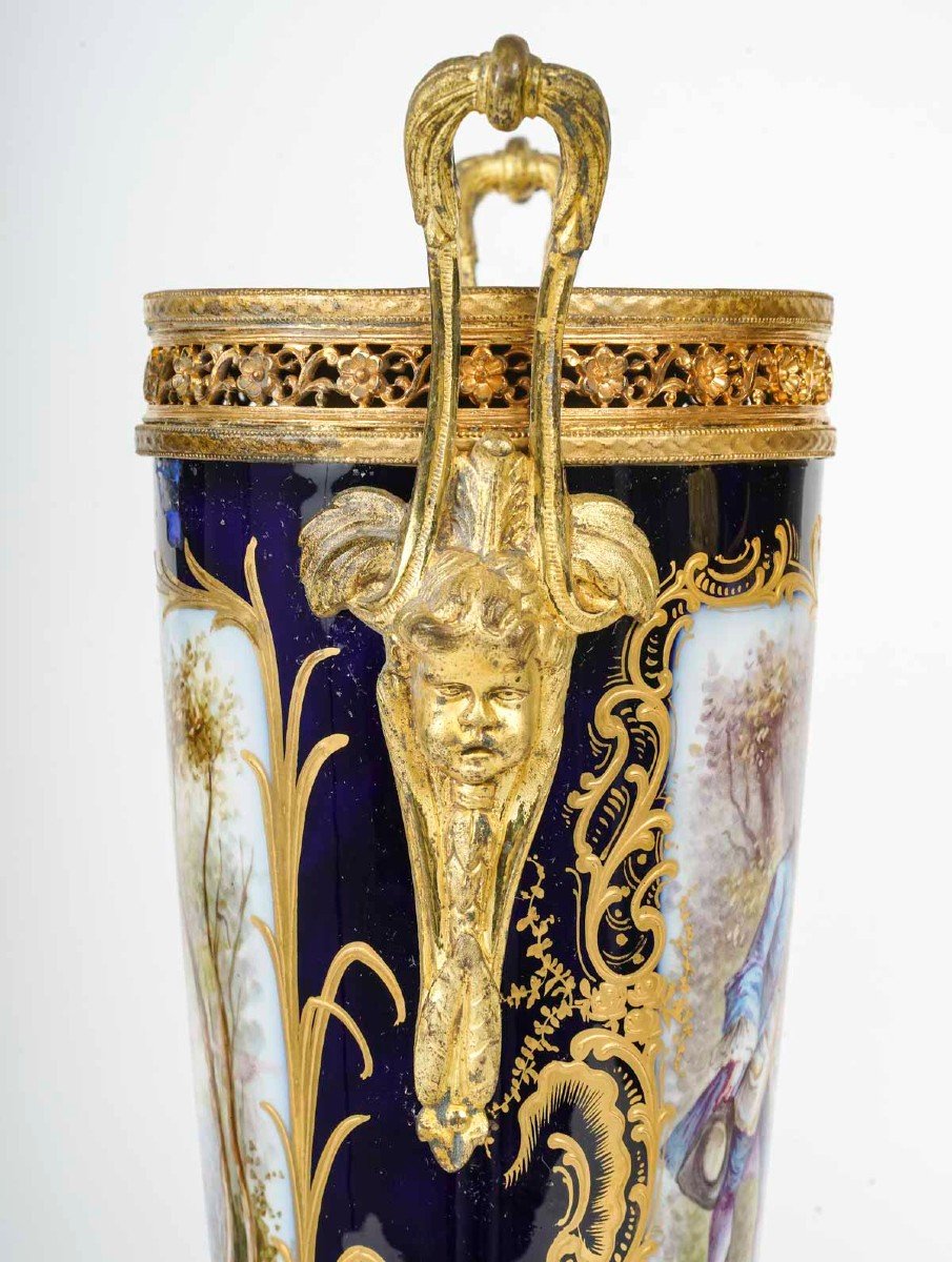 Une Paire De Vases En Porcelaine De Sèvres Fin XIXème Siècle -photo-4