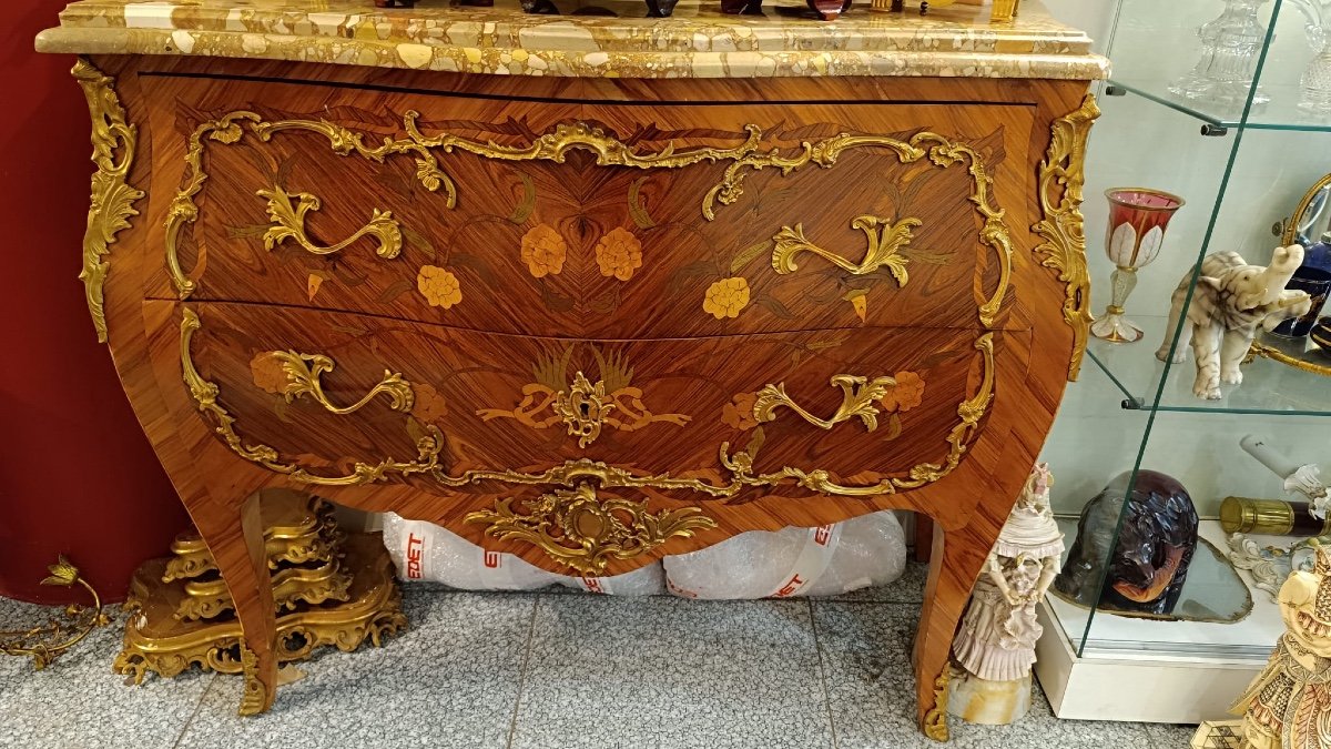 A Louis XV Style Marquetry Commode, Early 20th Century -photo-6