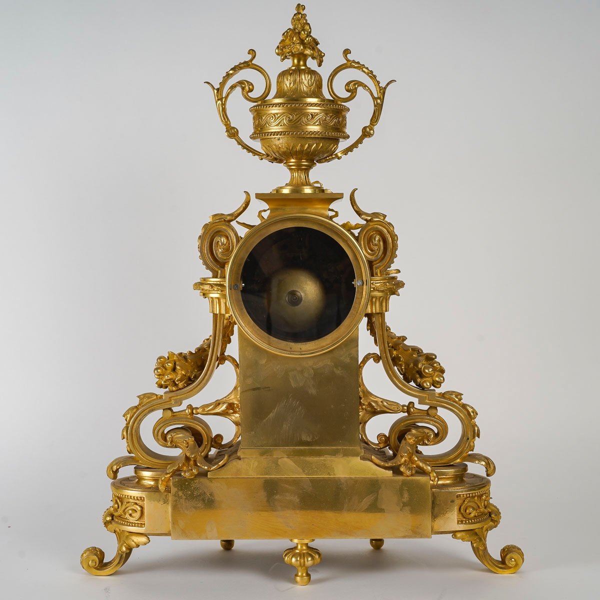 A Louis XVI Style Gilt Bronze Clock, 19th Century -photo-6