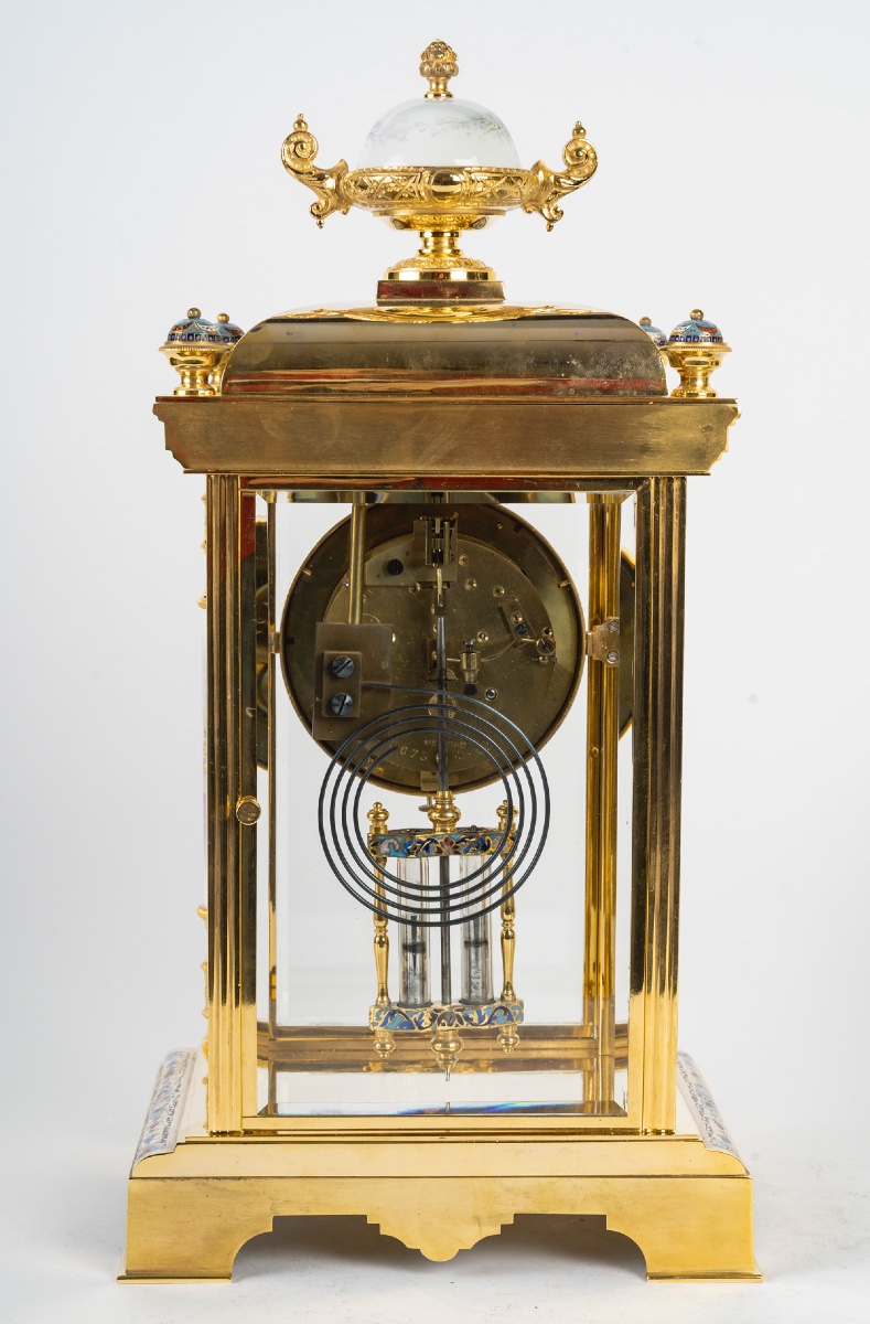 Une Garniture De Cheminée En Porcelaine, Bronze Doré Et émail Cloisonné, Fin XIXème Siècle-photo-4