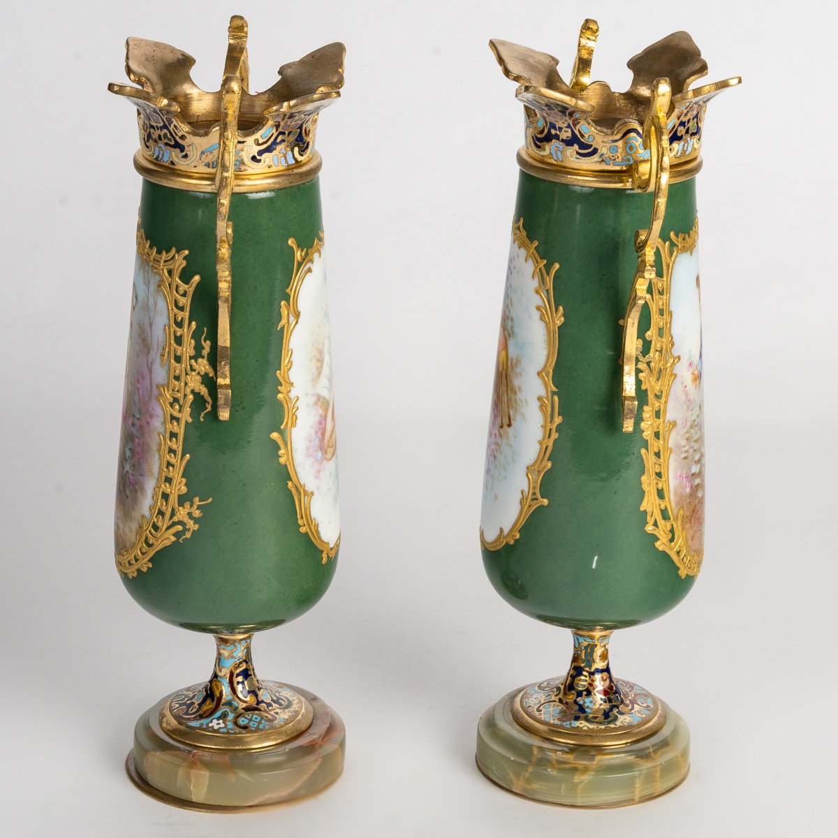A Pair Of Porcelain And Cloisonné Bronze Vases, Late 19th Century -photo-6