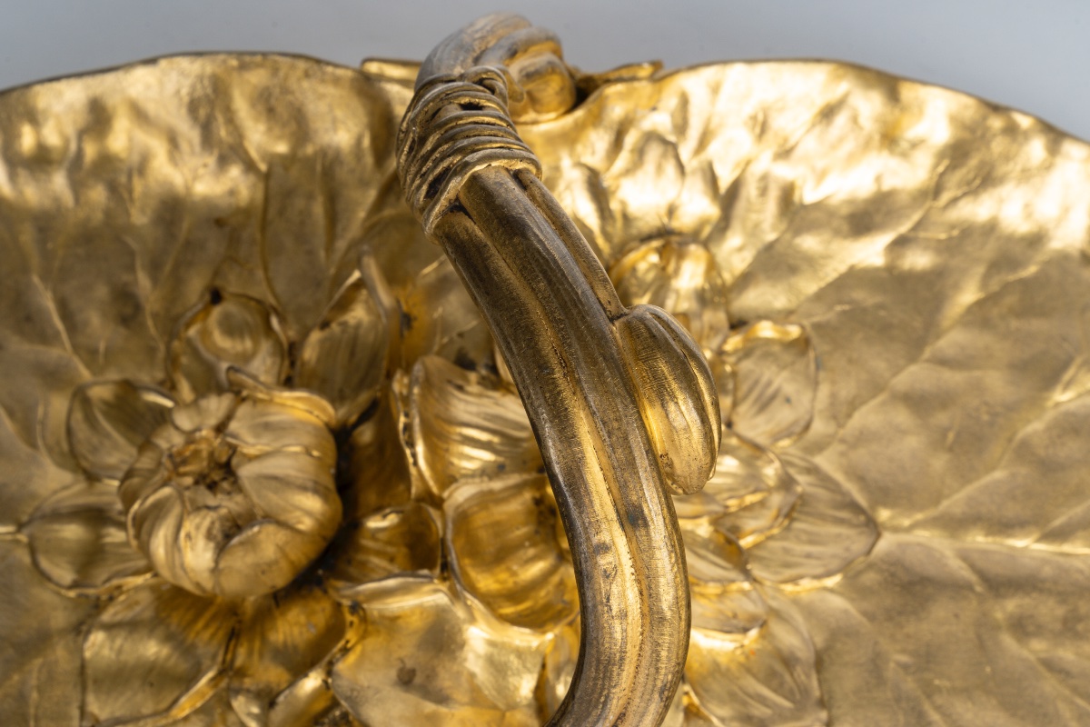 An Art Nouveau Gilt Bronze Cup, Early 20th Century -photo-3