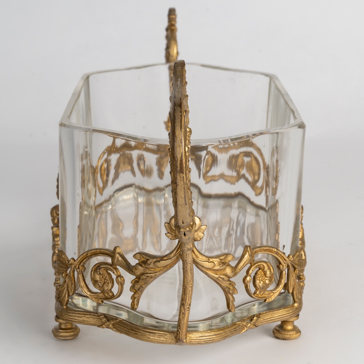 Une coupe-jardinière en cristal et bronze doré, fin XIXème siècle -photo-1