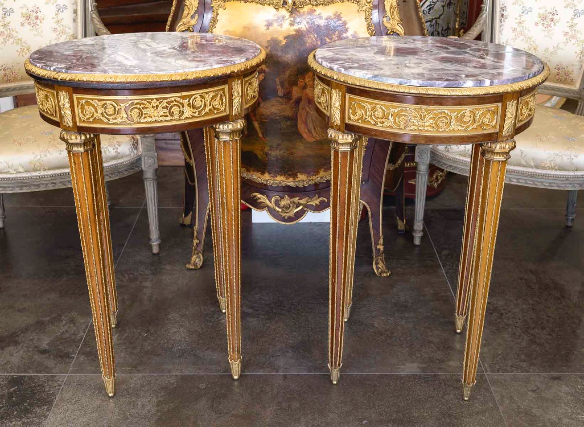 Une paire de guéridons en marqueterie et bronze doré, fin XIXème siècle -photo-4