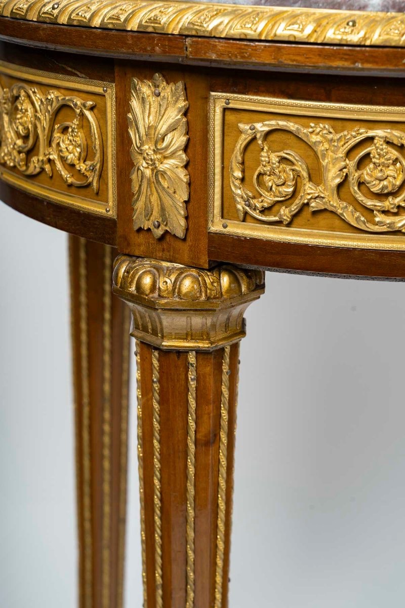 Une paire de guéridons en marqueterie et bronze doré, fin XIXème siècle -photo-3