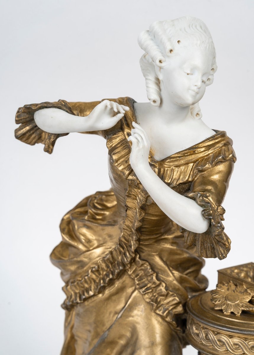 Une sculpture  Grisard en biscuit et régule doré, Art Nouveau  fin XIXème siècle -photo-2