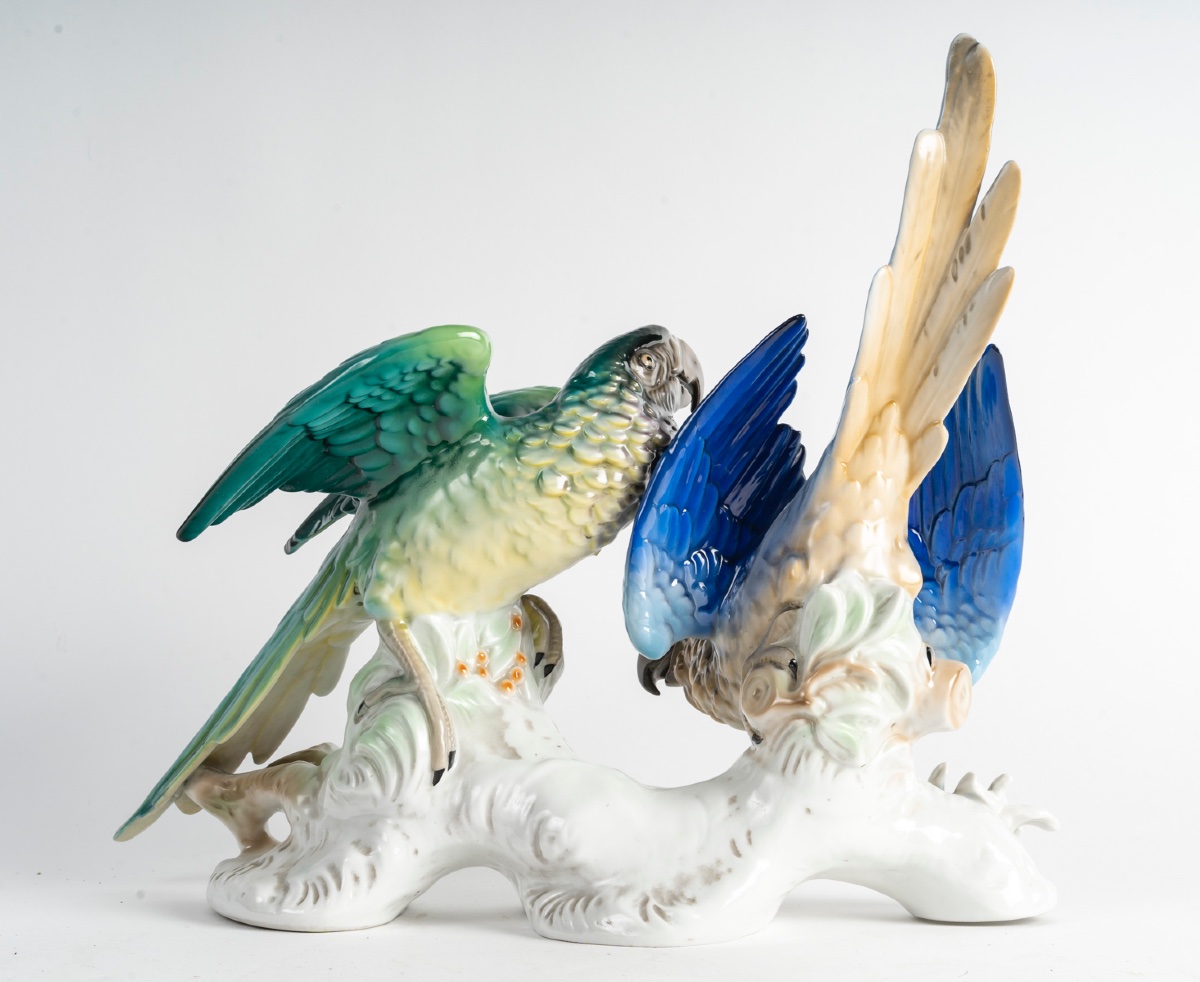 Un groupe en porcelaine de deux sculptures de perroquets début XXème siècle -photo-6