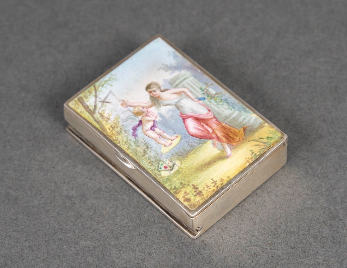 A Miniature Enamel And Solid Silver Box, Late 19th Century -photo-2