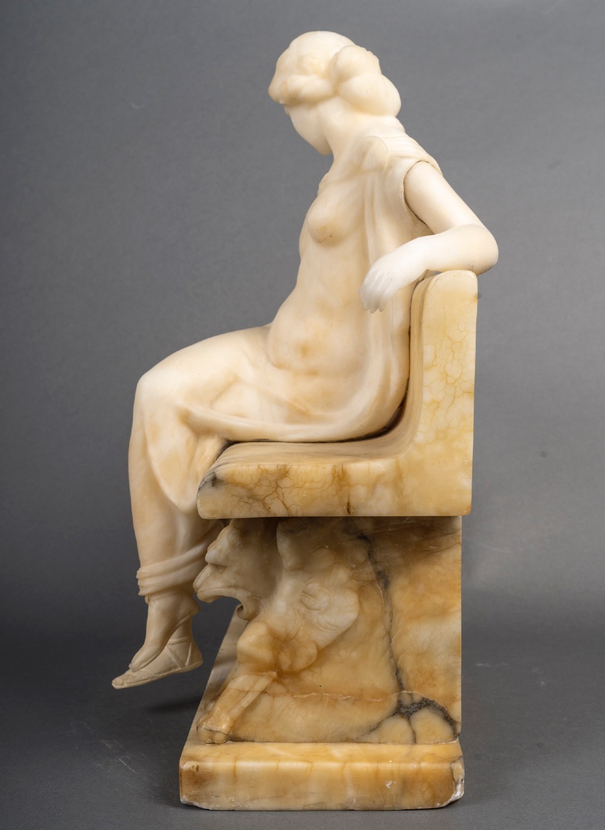 Une sculpture en albâtre, début XXème siècle-photo-7
