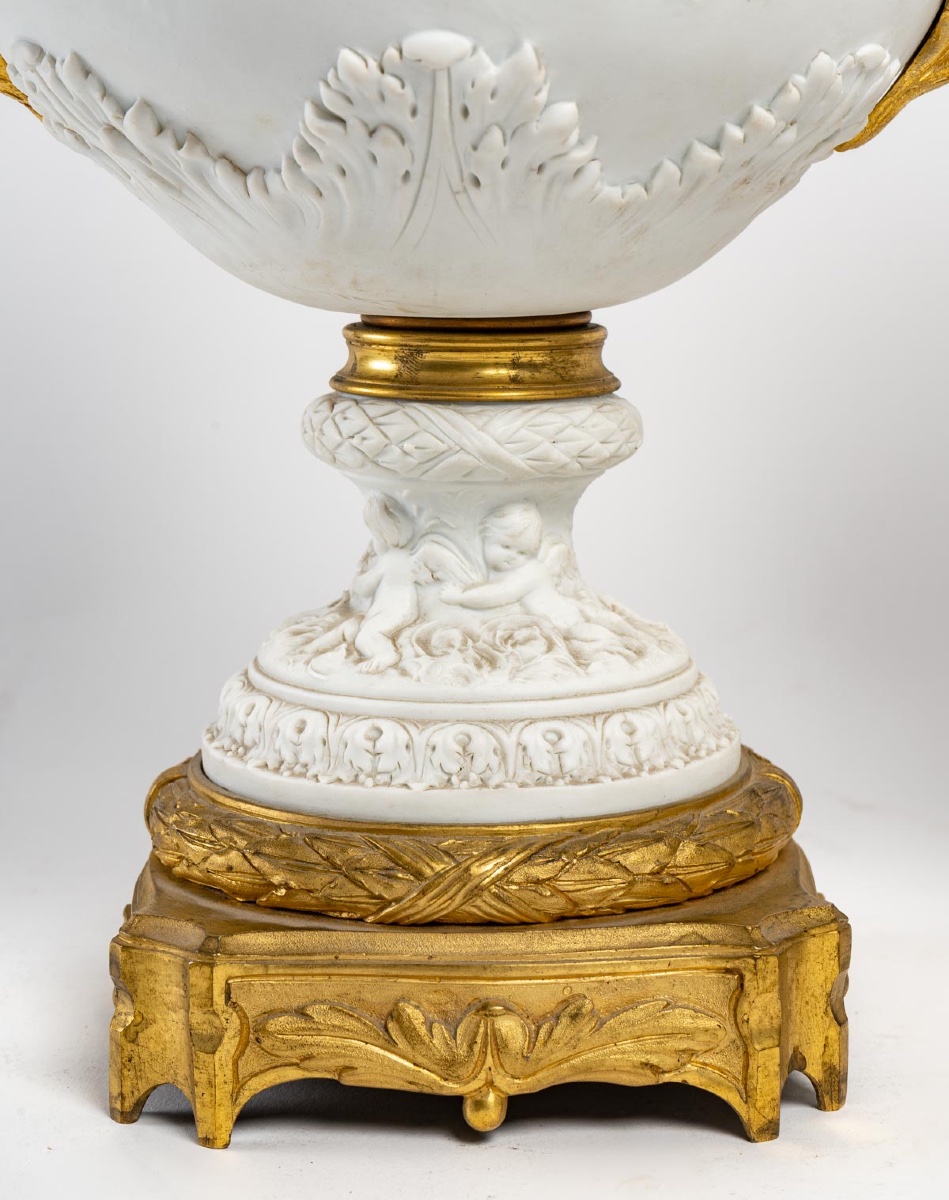 A Pair Of Biscuit Porcelain Vases, Late 19th Century -photo-5