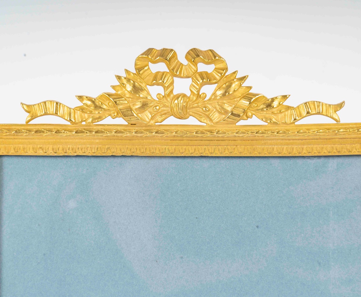 Une paire de cadre photos de style louis XVI, fin XIXème siècle -photo-2
