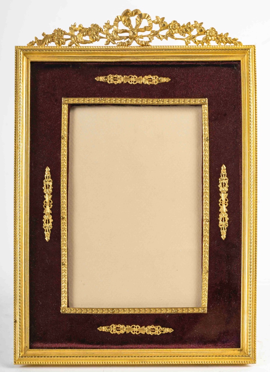 A Gilt Bronze Photo Frame, Louis XVI Style, Late 19th Century -photo-2