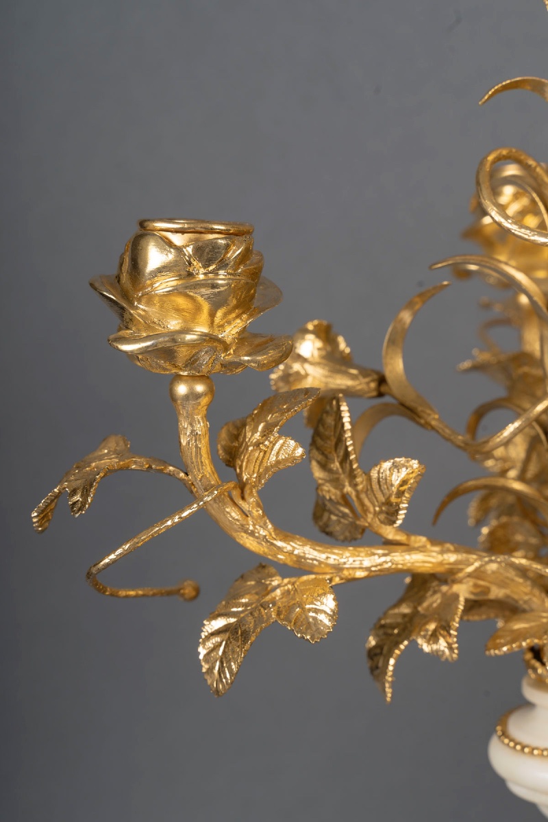 A 19th-century Fireplace Set In Gilt Bronze And White Marble -photo-3