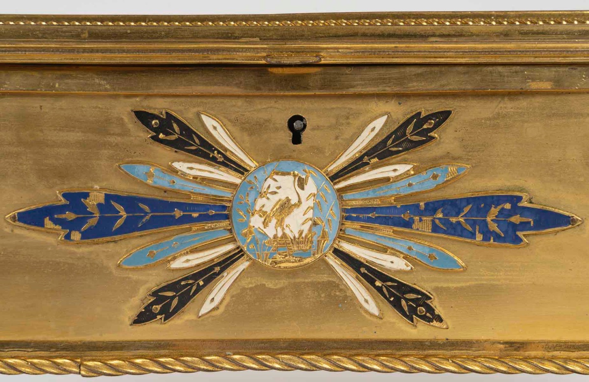 Un coffret en bronze doré et émail cloisonné, circa 1880-photo-1