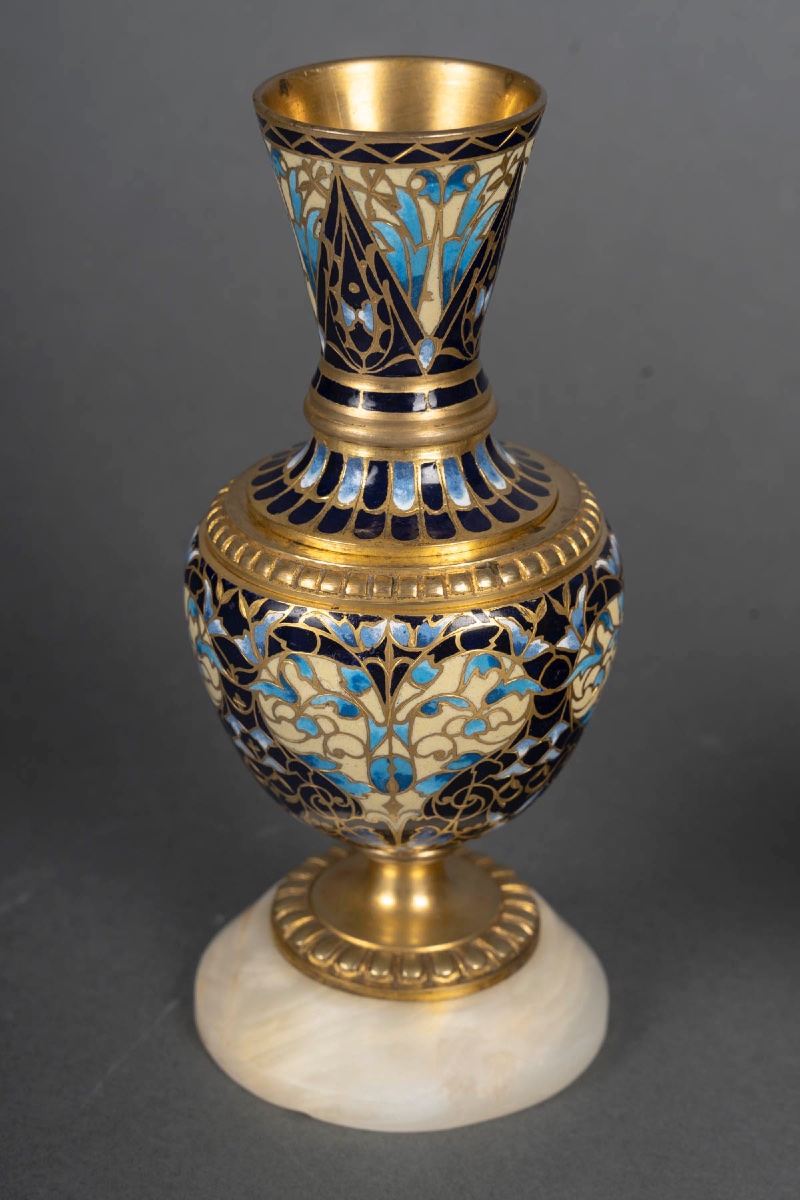 A Pair Of Small Bronze And Cloisonné Enamel Vases From The Late 19th Century -photo-3