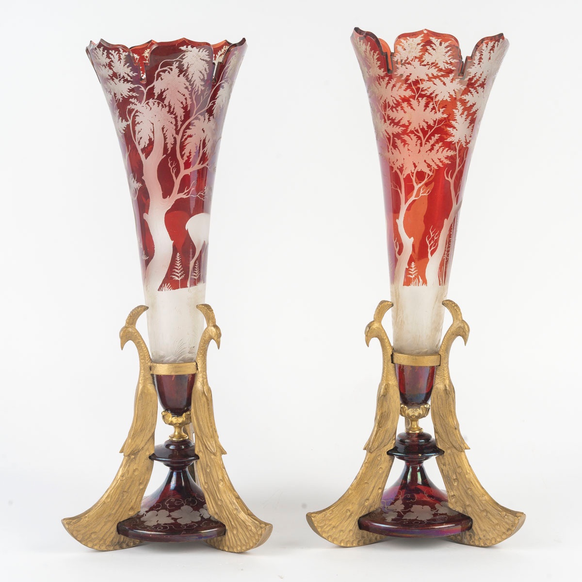 Une paire de vases en cristal de Bohème rouge, fin XIXème siècle -photo-3