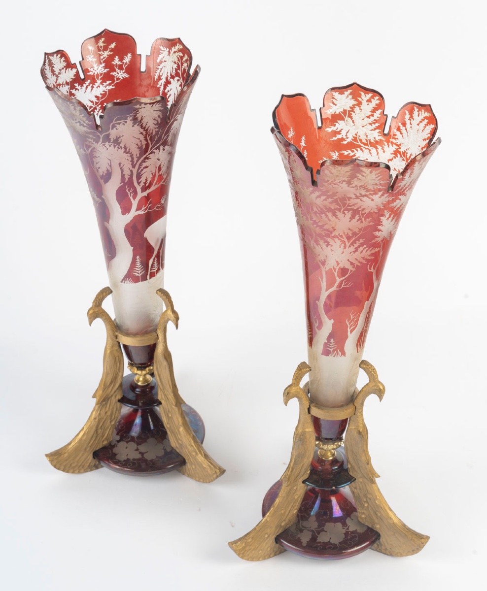 Une paire de vases en cristal de Bohème rouge, fin XIXème siècle -photo-4