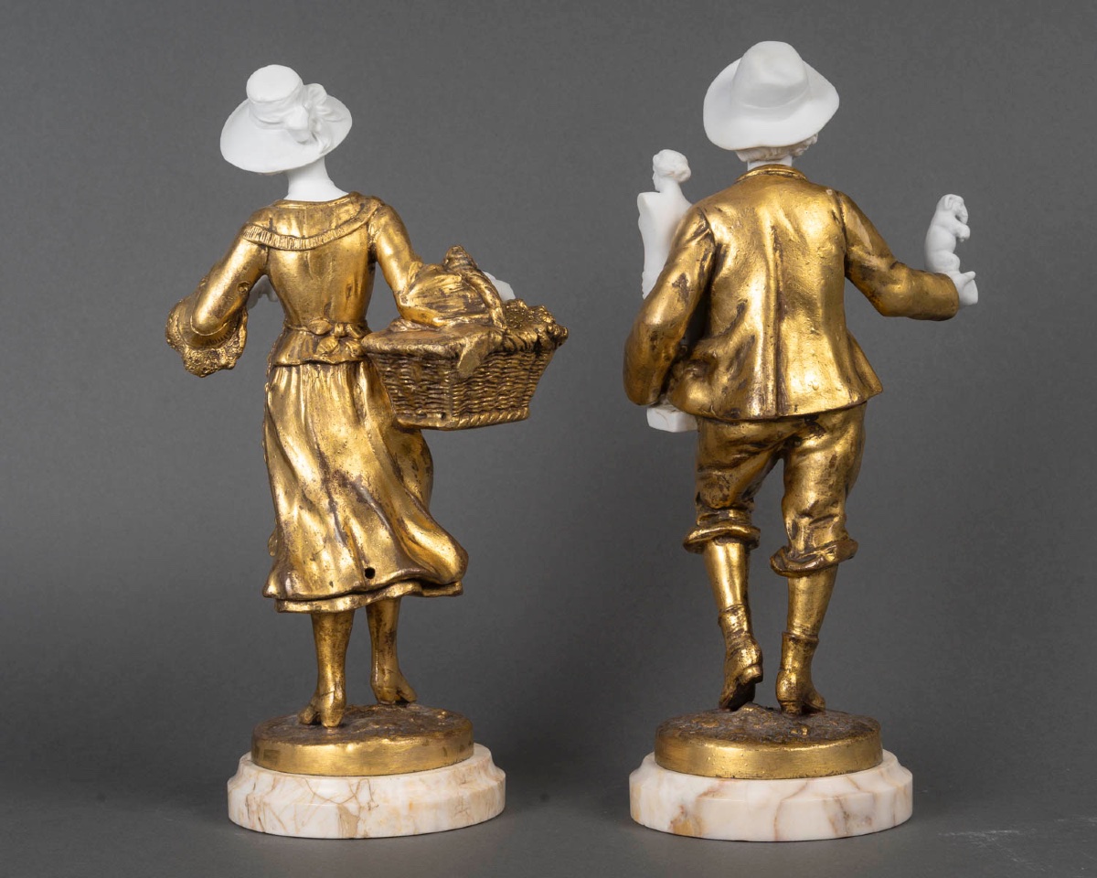 Une paire de sculptures en régule et biscuit, époque fin XIXème siècle -photo-4