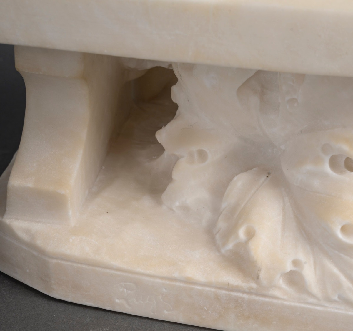 Signed Alabaster Sculpture “pugis” – Art Nouveau, Circa 1890–1910-photo-8