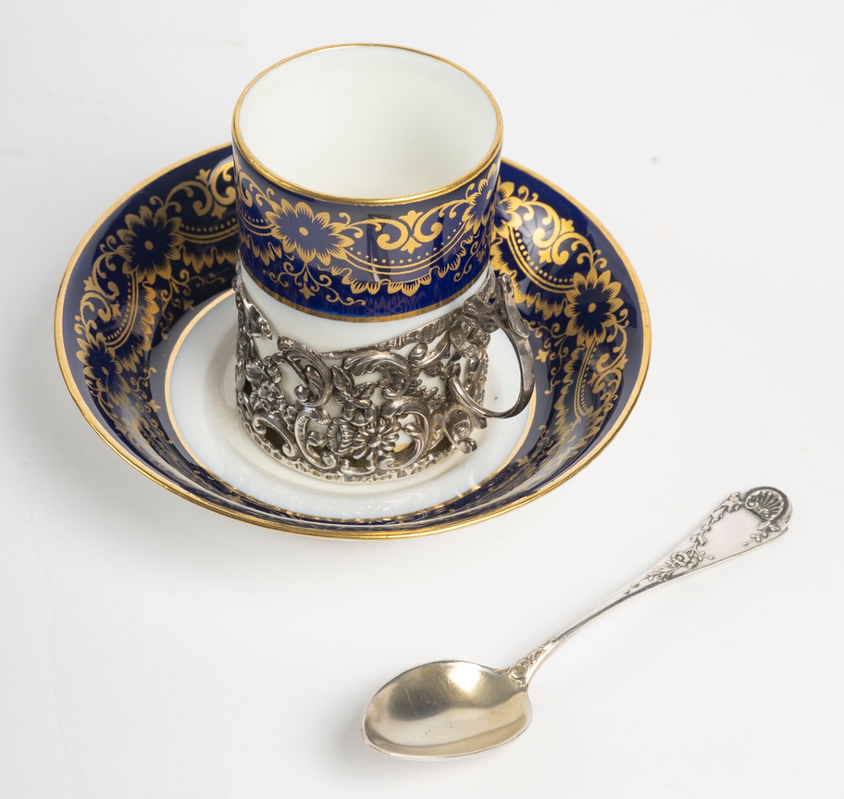 A Porcelain And Sterling Silver Service, English Work, 19th Century -photo-5