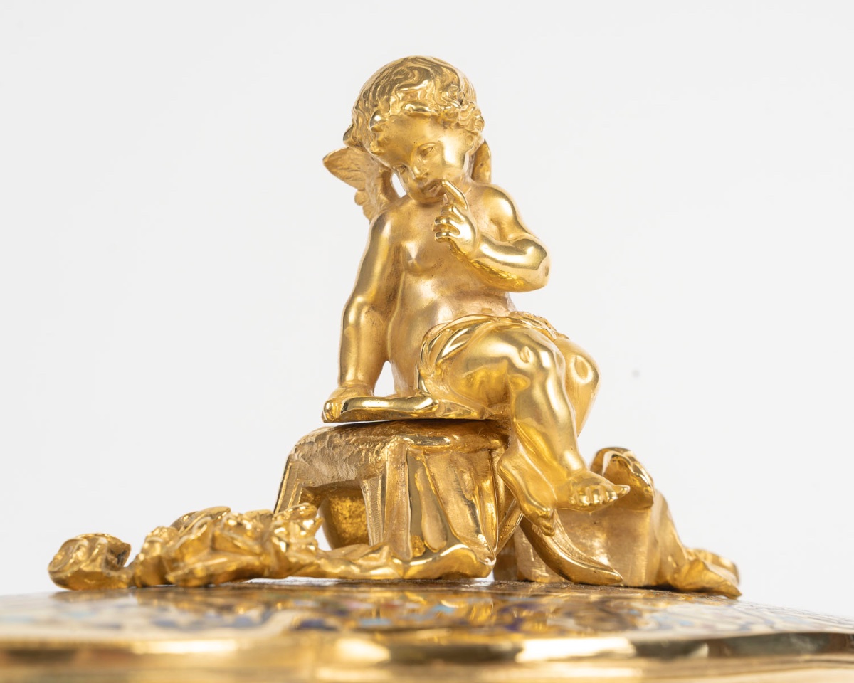 Un coffret à bijoux  en bronze doré et émail cloisonné, fin XIXème siècle -photo-5