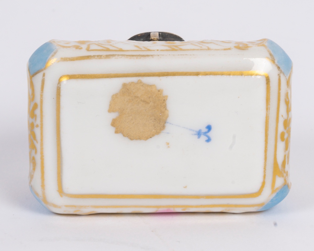 Miniature petit coffret en porcelaine, fin XIXème siècle -photo-7