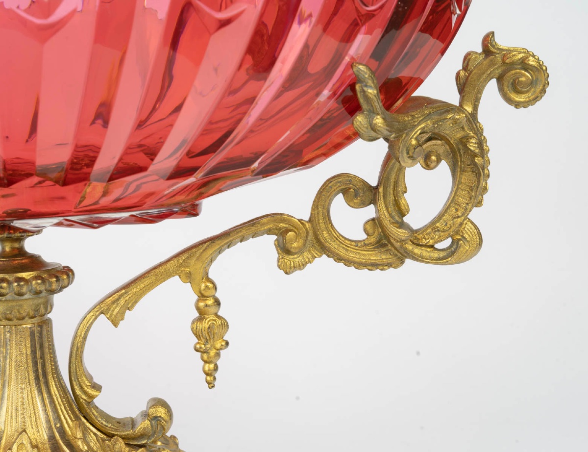 Une belle coupe en cristal et base en bronze doré, époque XIXème siècle -photo-4