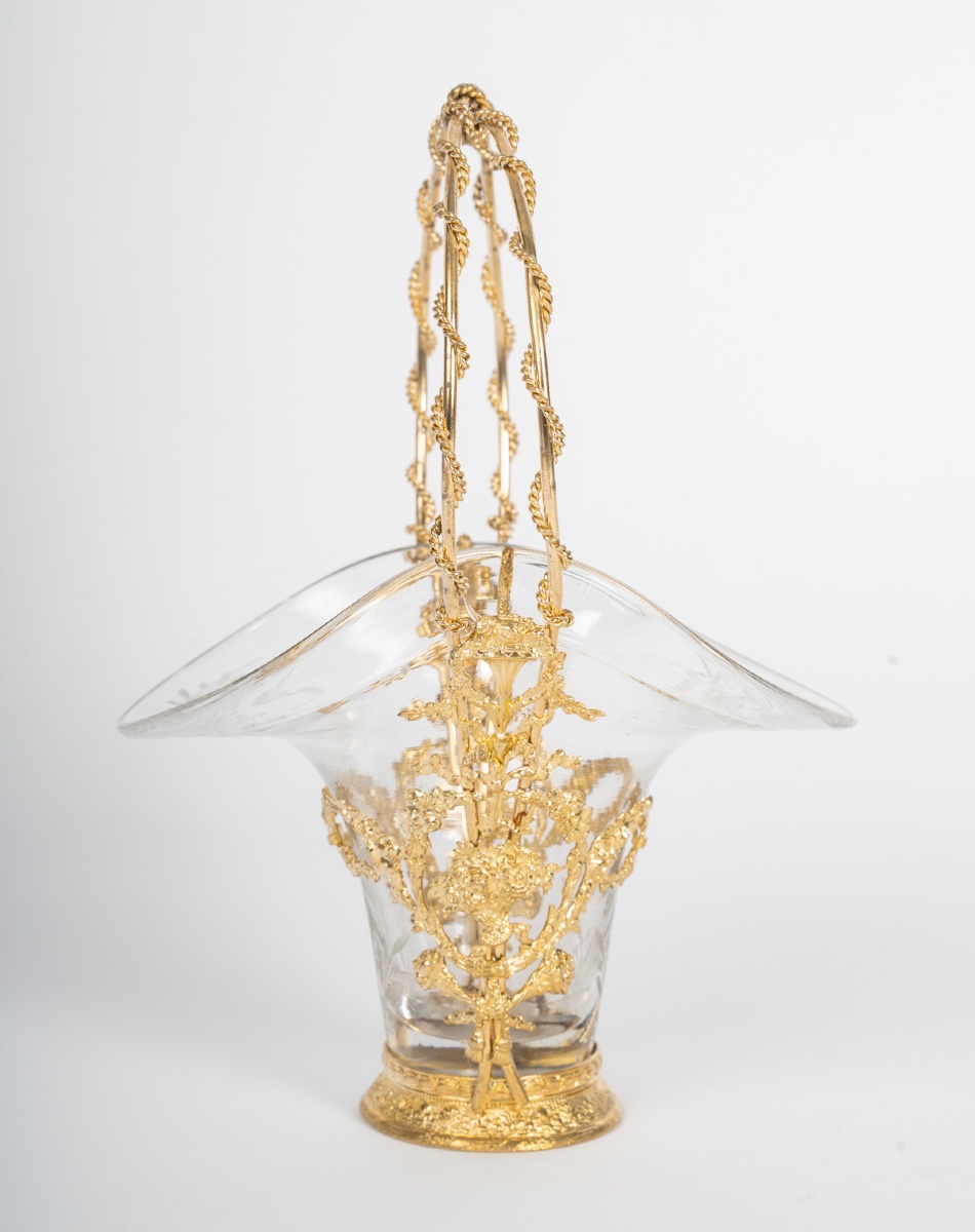 Un panier en cristal et bronze doré, époque fin XIXème siècle -photo-2
