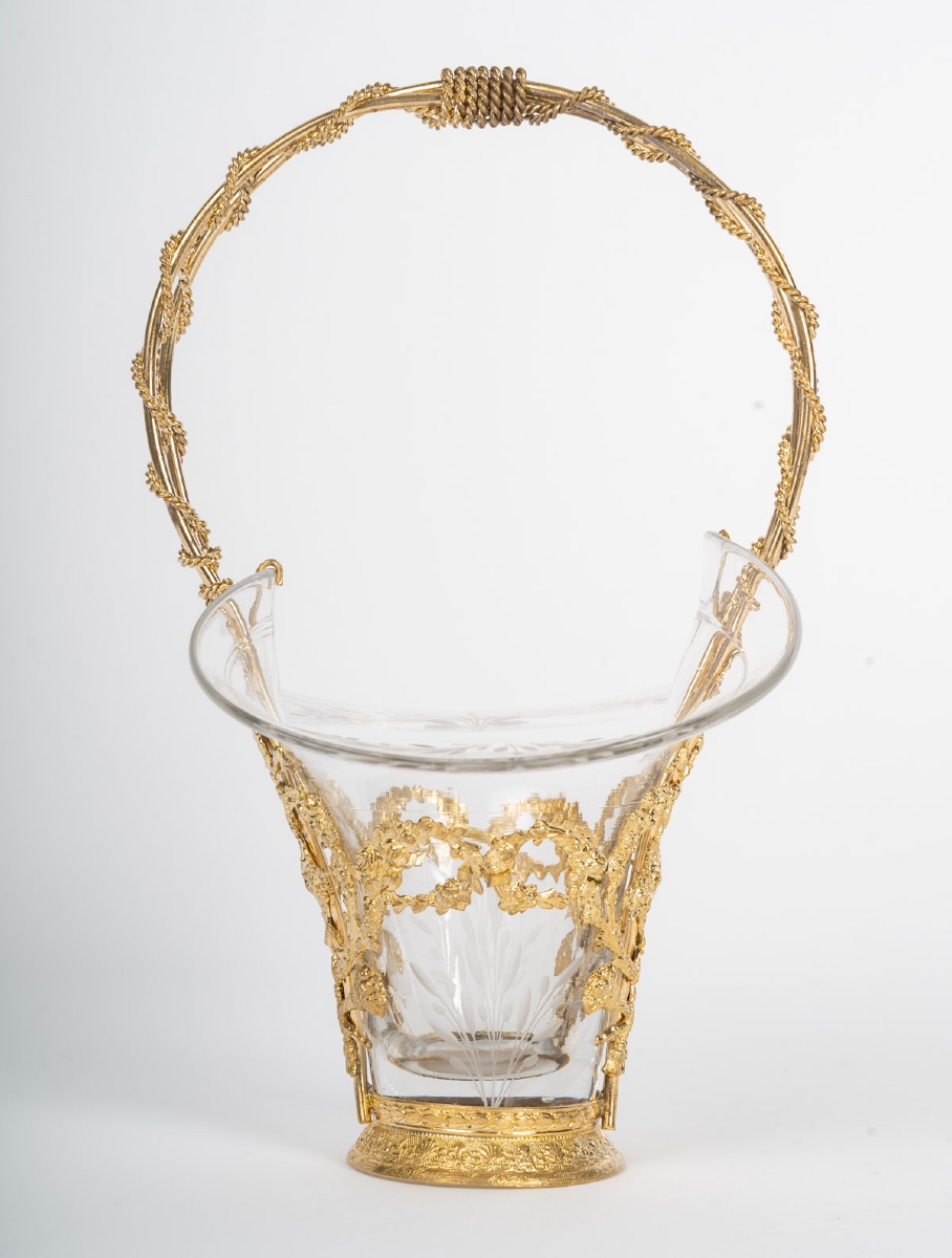 Un panier en cristal et bronze doré, époque fin XIXème siècle -photo-4